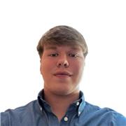 Entrenador personal para niños y adolescentes, con un nivel de iniciación en el deporte.